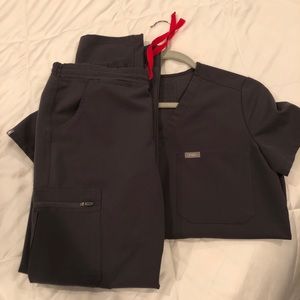 Figs scrubs XS (dark grey limited color)